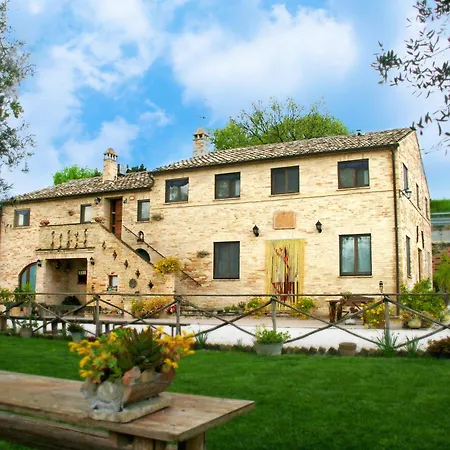 Il Vecchio Pioppo Farm stay Fermo