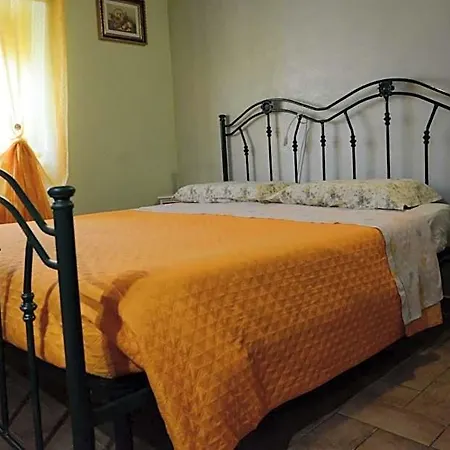 Il Vecchio Pioppo * פרמו