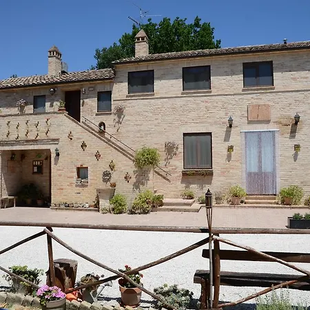 Il Vecchio Pioppo Fermo